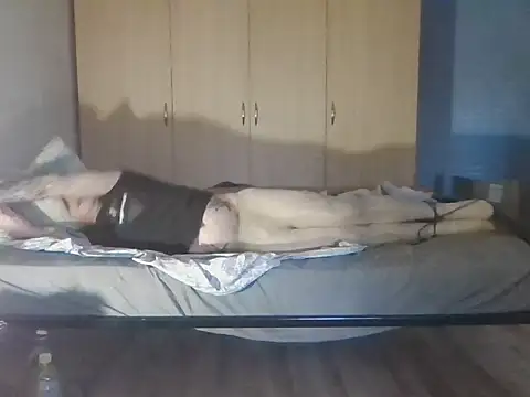 Snapshot of bdsmfreaks12 chatting on 11.28.25 bdsmfreaks12 online show from 11.28.25