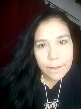 Snapshot of ZaraSweet_hot chatting on 10.26.25 ZaraSweet hot online show from 10.26.25