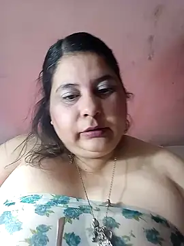 Snapshot of Ayma1983 chatting on 09.13.25 Ayma1983 online show from 09.13.25