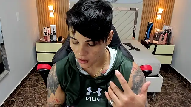 KAROLLJONES1 online show from 09.11.25