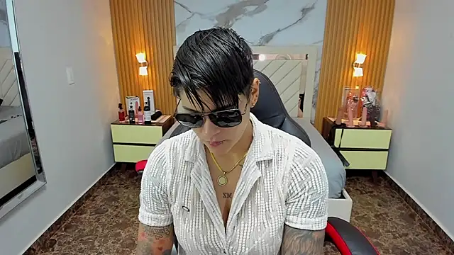 KAROLLJONES1 online show from 11.20.25