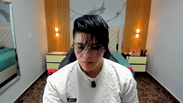 KAROLLJONES1 online show from 03.30.26