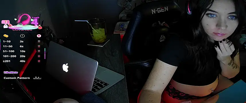 goddessmissmia online show from 09.20.25