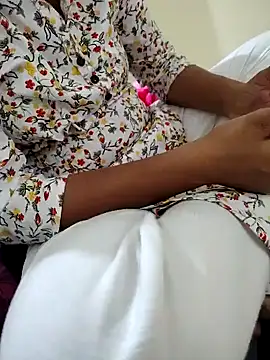 Lusty sensual Jodi online show from 02.05.25