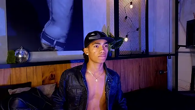 AlanCutee online show from 04.08.26