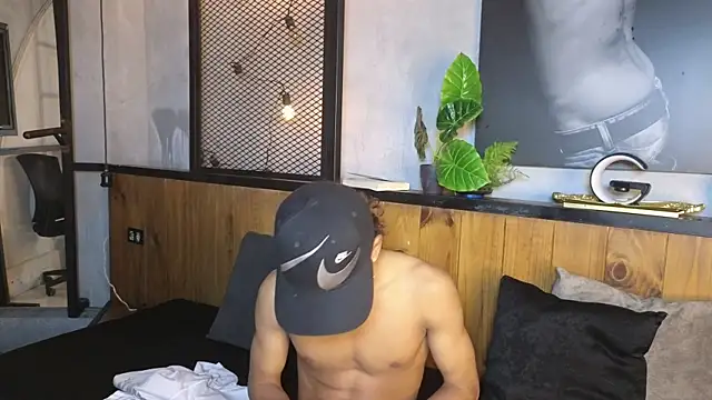 Snapshot of AlanCutee chatting on 04.18.26 AlanCutee online show from 04.18.26