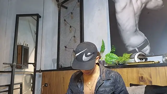 Snapshot of AlanCutee chatting on 04.26.26 AlanCutee online show from 04.26.26