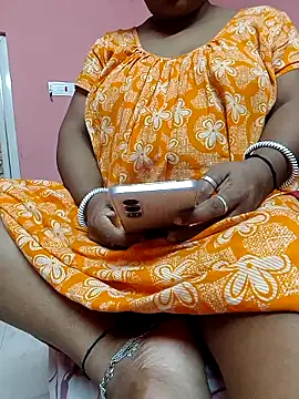 Snapshot of Cute-Swewty chatting on 06.21.26 Cute-Swewty online show from 06.21.26