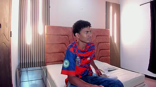 FYKMOR 1 online show from 09.15.25