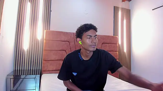 FYKMOR 1 online show from 09.22.25