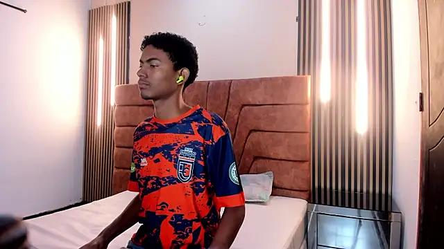 FYKMOR 1 online show from 09.26.25