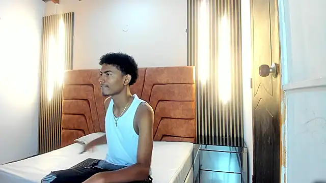 FYKMOR 1 online show from 10.10.25