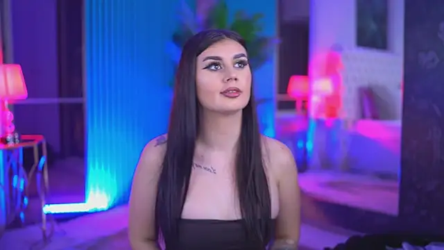 KendraMoon online show from 11.21.25