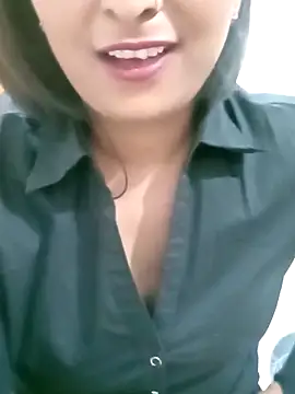 Snapshot of Queen_Kushi4 chatting on 04.30.26 Queen Kushi4 online show from 04.30.26