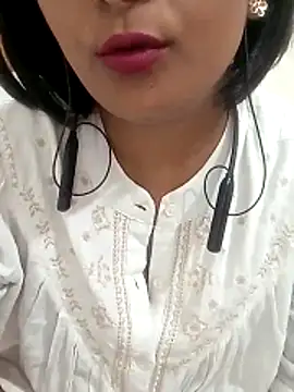 Snapshot of Queen_Kushi4 chatting on 05.03.26 Queen Kushi4 online show from 05.03.26