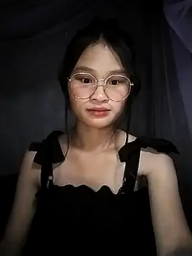 saronla 03 online show from 11.08.25