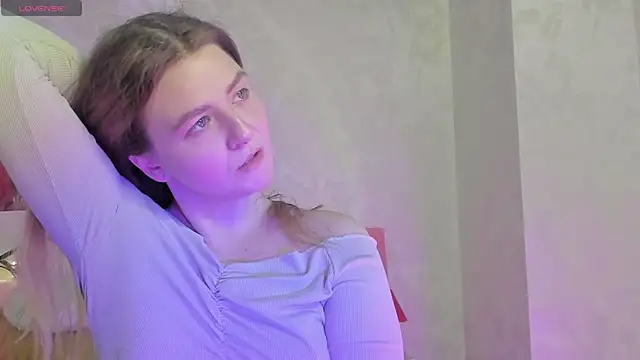 Snapshot of Ruby_Al1en chatting on 12.20.25 Ruby Al1en online show from 12.20.25