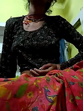 Snapshot of Juhi_chawla chatting on 10.02.25 Juhi chawla online show from 10.02.25