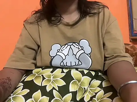 Snapshot of bharti99 chatting on 10.16.25 bharti99 online show from 10.16.25