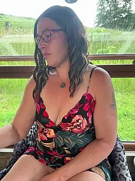 Snapshot of Nadja_Noir chatting on 06.16.26 Nadja Noir online show from 06.16.26