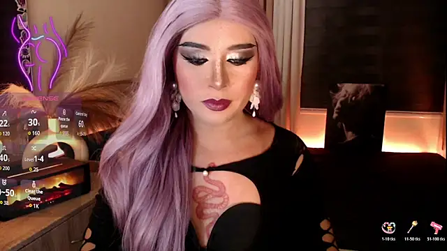 Snapshot of mslilly_croft chatting on 05.03.26 mslilly croft online show from 05.03.26