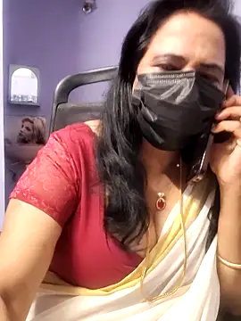 mallu-lover online show from 11.06.25