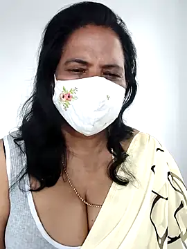 mallu-lover online show from 12.22.25