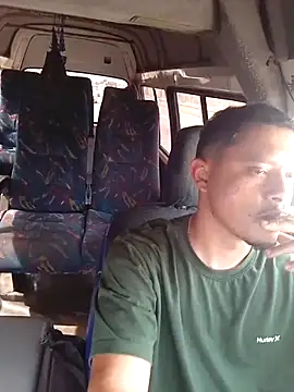 Snapshot of Deza-10 chatting on 11.05.25 Deza-10 online show from 11.05.25