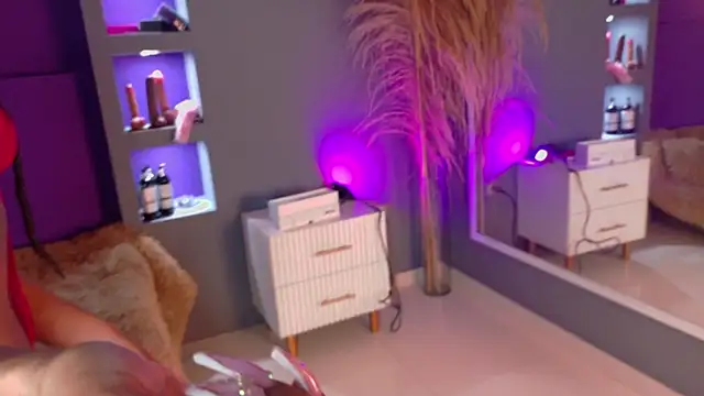 amy miller1 online show from 01.09.26