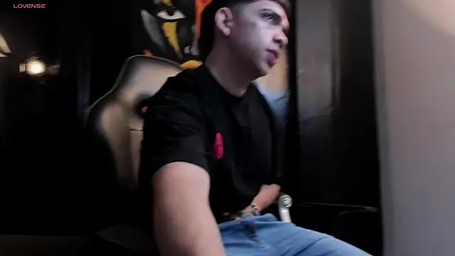 Eryonbradley online show from 01.06.26