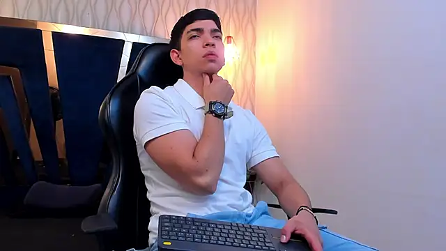 Eryonbradley online show from 01.18.26