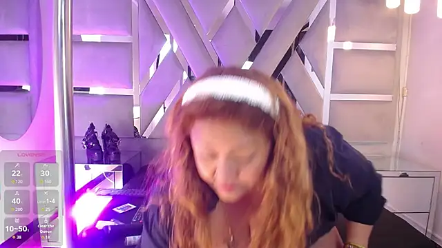 MonzerratBoyer online show from 09.11.25