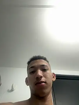 Snapshot of JuanchiT66 chatting on 02.15.26 JuanchiT66 online show from 02.15.26