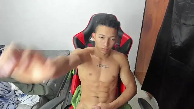 Snapshot of JuanchiT66 chatting on 02.26.26 JuanchiT66 online show from 02.26.26