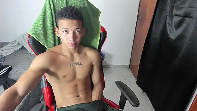 Snapshot of JuanchiT66 chatting on 03.04.26 JuanchiT66 online show from 03.04.26