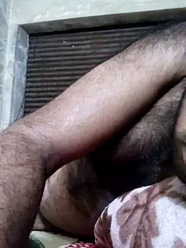 Snapshot of hairyboywithblackdick chatting on 03.13.26 hairyboywithblackdick online show from 03.13.26