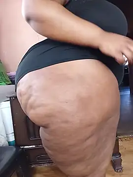 Snapshot of Babybigbutt chatting on 07.17.26 Babybigbutt online show from 07.17.26