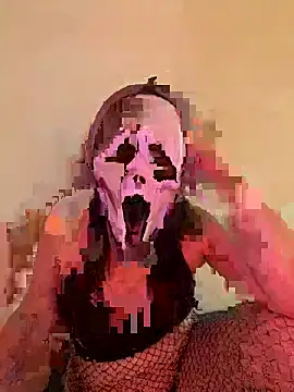 Snapshot of PatryO99 chatting on 10.27.25 PatryO99 online show from 10.27.25