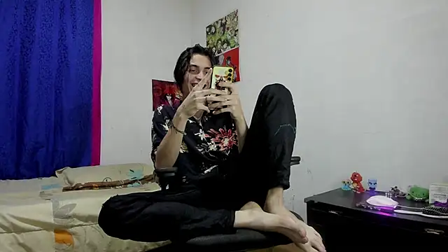 golden ryyan online show from 11.30.25