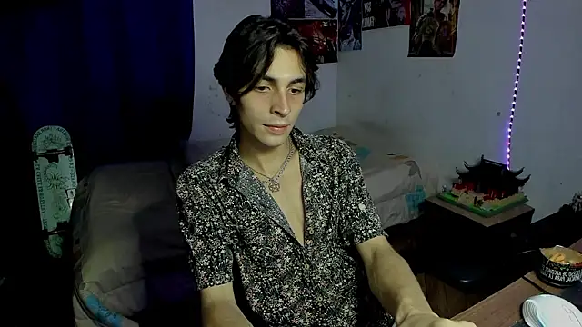 golden ryyan online show from 03.16.26