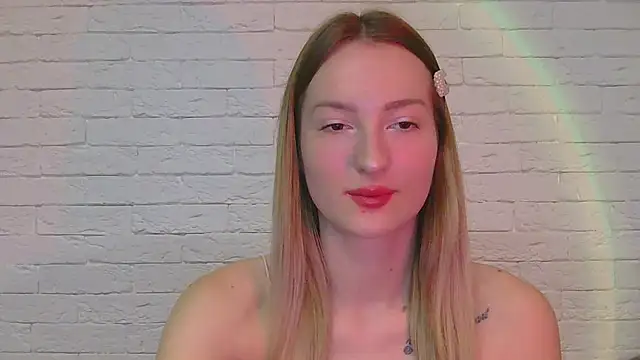 Snapshot of Alice_Sweet_01 chatting on 11.07.25 Alice Sweet 01 online show from 11.07.25