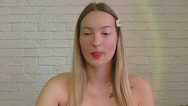 Snapshot of Alice_Sweet_01 chatting on 11.12.25 Alice Sweet 01 online show from 11.12.25