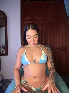 KaditaNavarro online show from 11.08.25