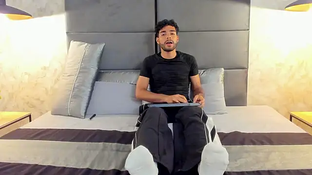 RaphaelDufort online show from 09.26.25