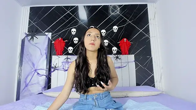 SweettGiselle- online show from 10.20.25