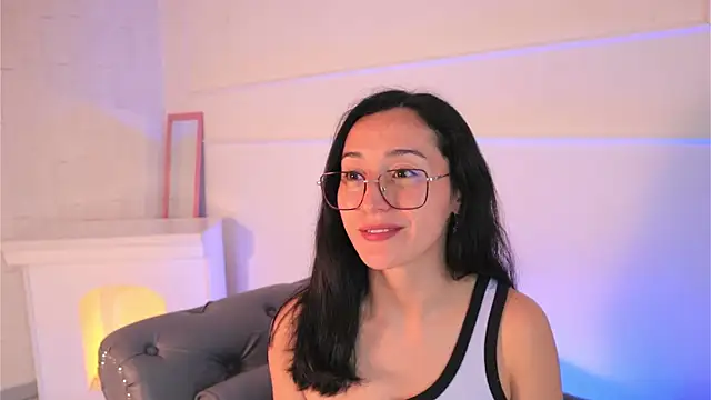 Ginevra esposito online show from 12.02.25