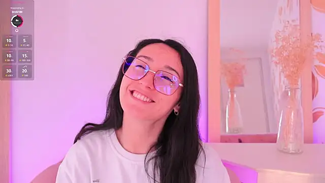 Snapshot of Ginevra_esposito chatting on 02.04.26 Ginevra esposito online show from 02.04.26