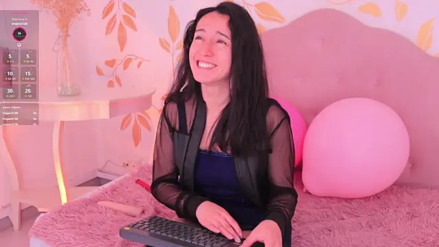 Snapshot of Ginevra_esposito chatting on 02.10.26 Ginevra esposito online show from 02.10.26