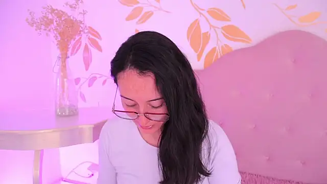 Snapshot of Ginevra_esposito chatting on 02.11.26 Ginevra esposito online show from 02.11.26