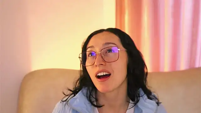Ginevra esposito online show from 05.19.26